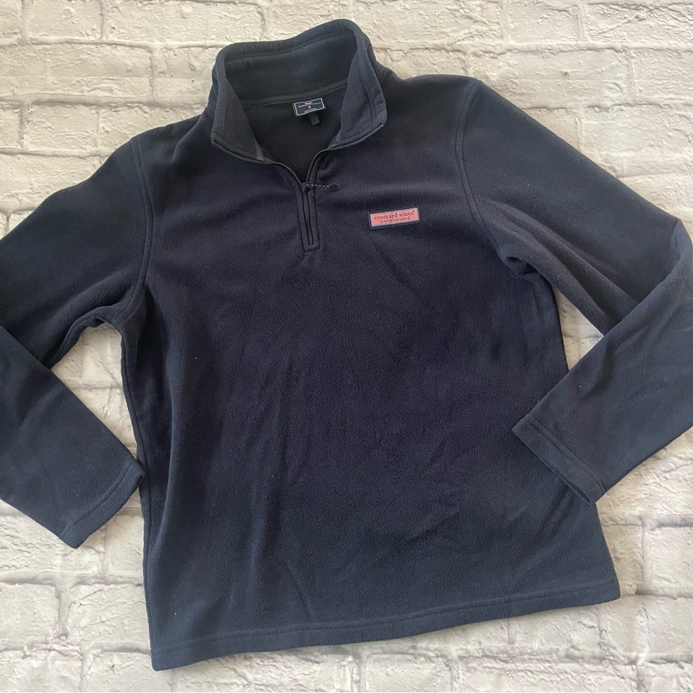 Vineyard Vines navy men’s long sleeve quart zip fleece size small